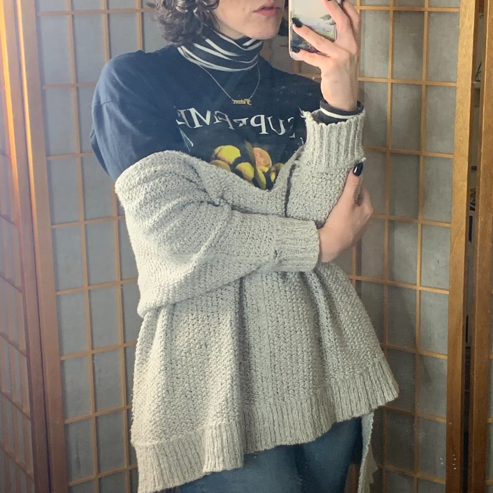 Oversized Free People Sweater Fits All, Looks Dope